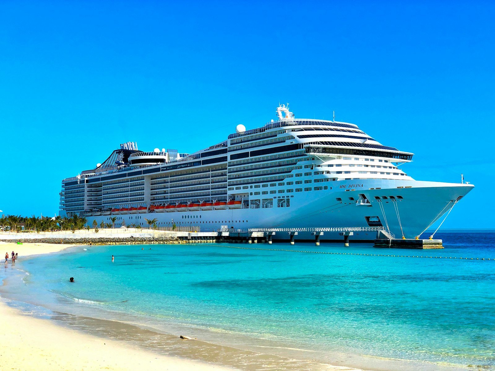 Crucero oceánico de lujo